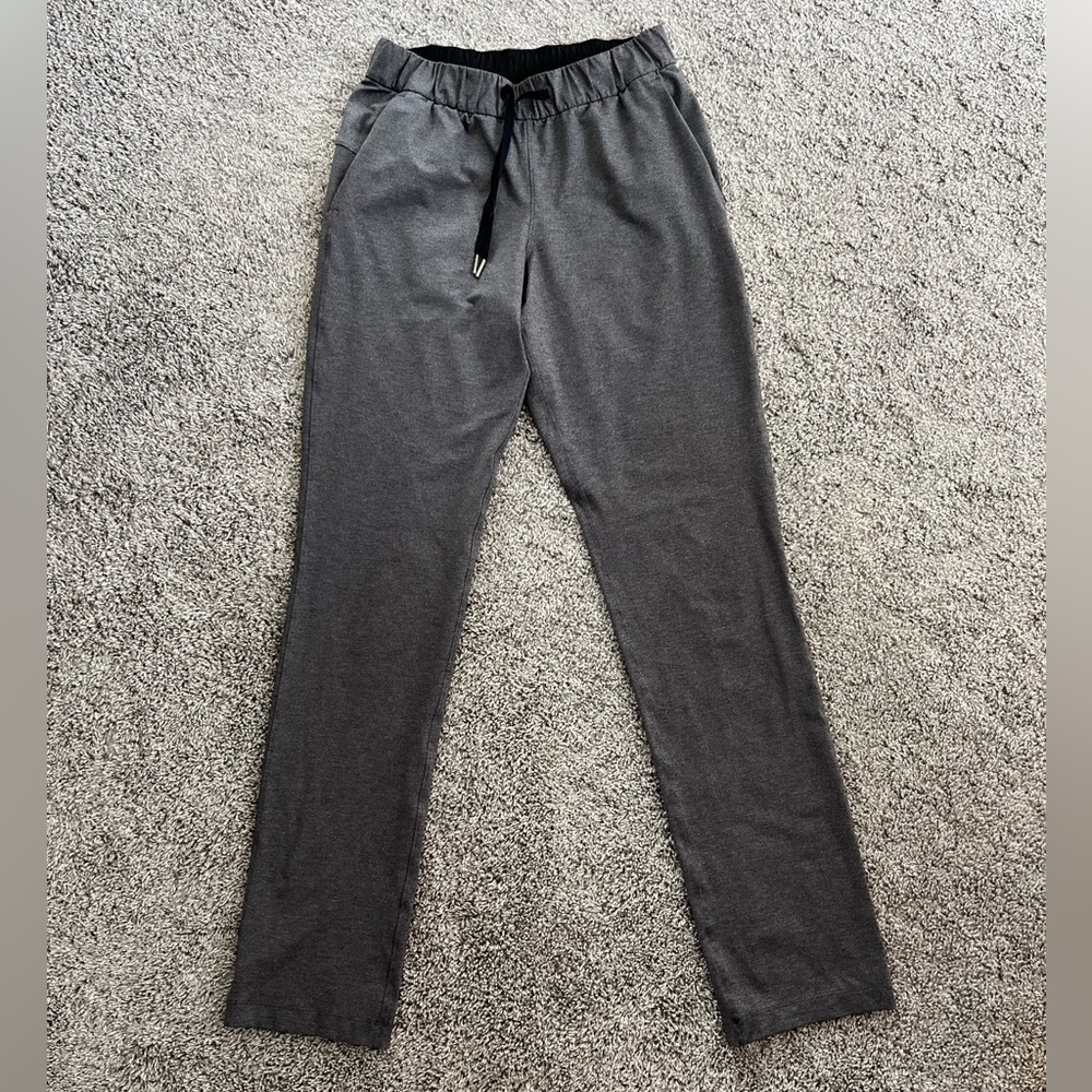 Lululemon Women’s Charcoal Gray Athletic Pants- Size 6